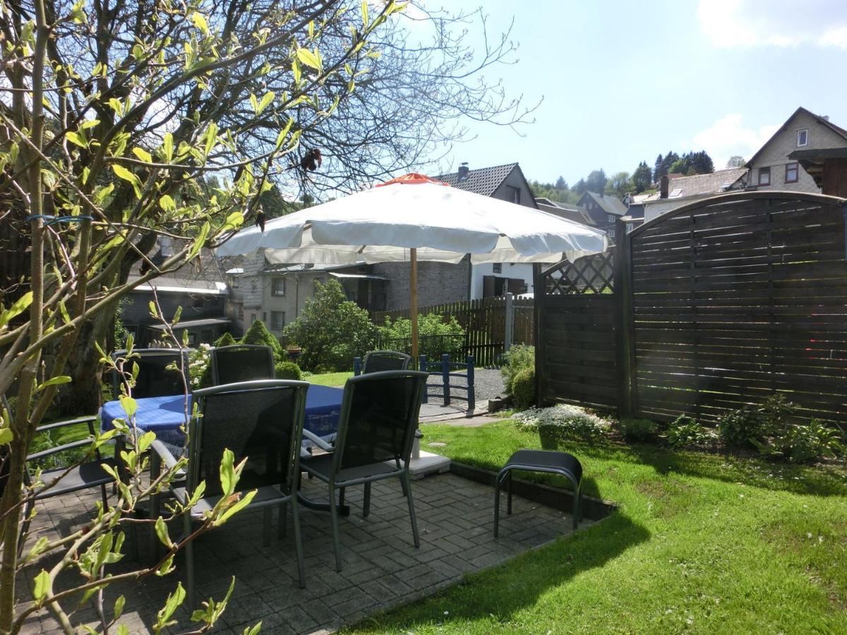 Apartment In Thuringian Forest With Garden Schwarzatal Екстер'єр фото